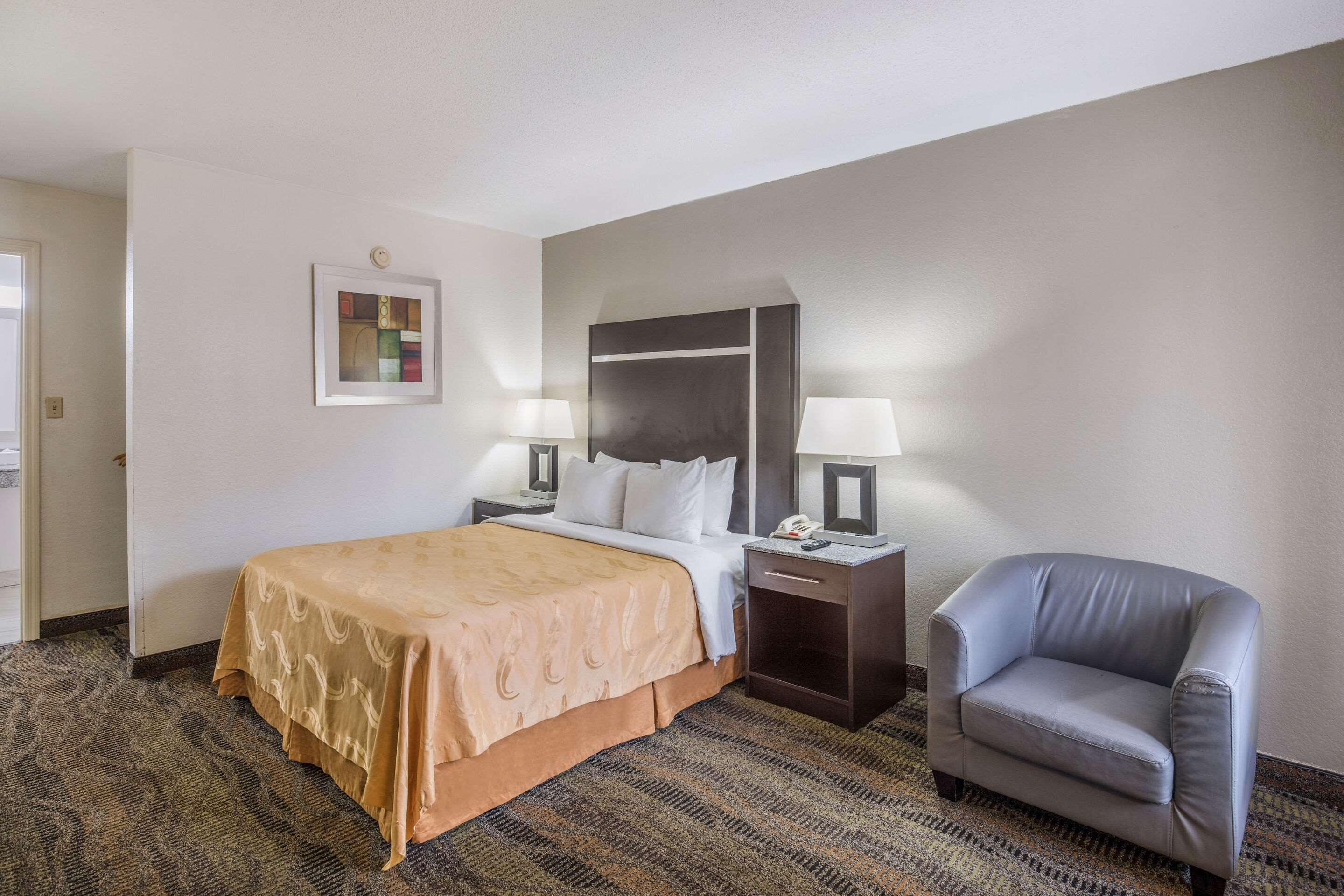 Quality Inn & Suites Conference Center Томасвілл Екстер'єр фото