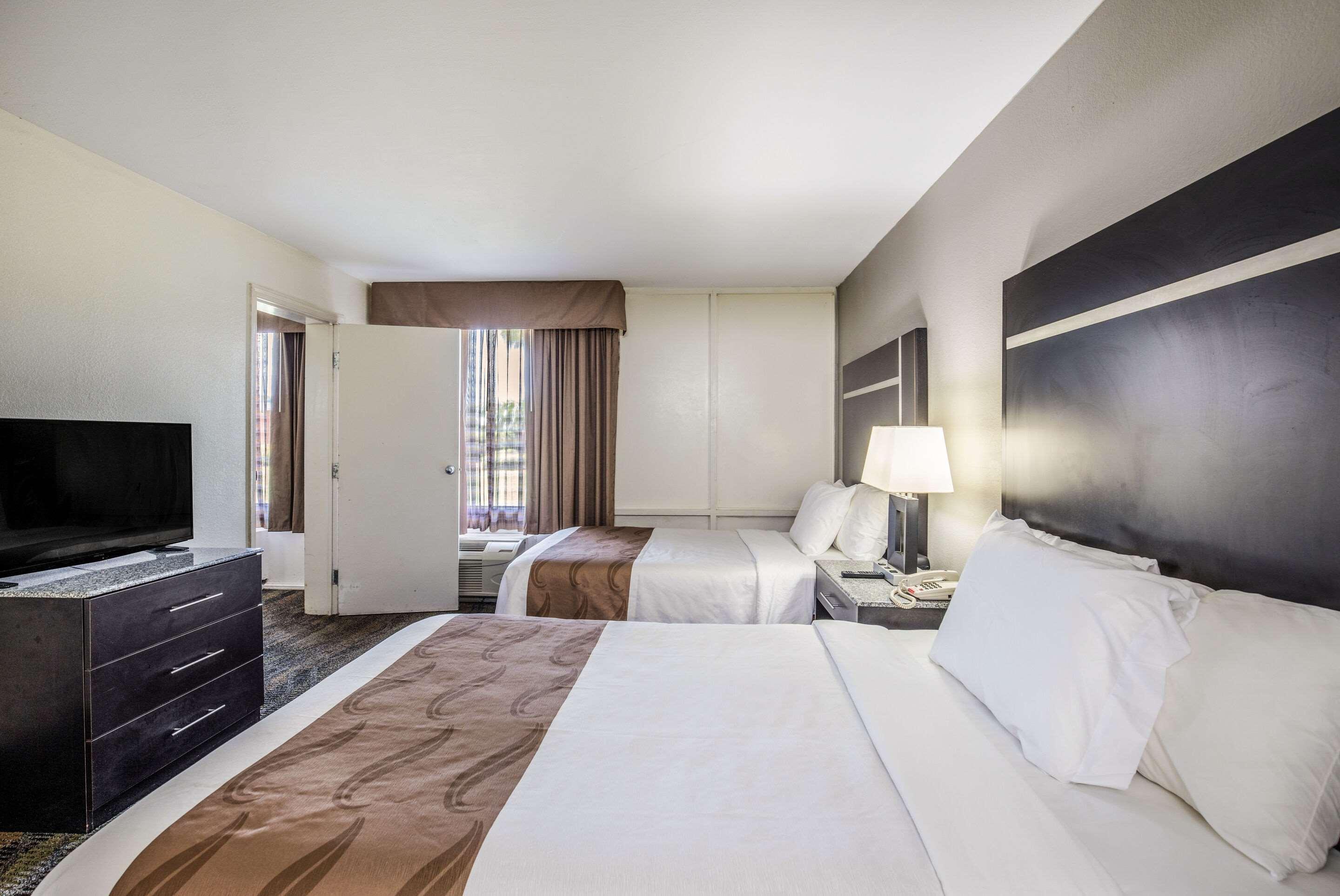 Quality Inn & Suites Conference Center Томасвілл Екстер'єр фото