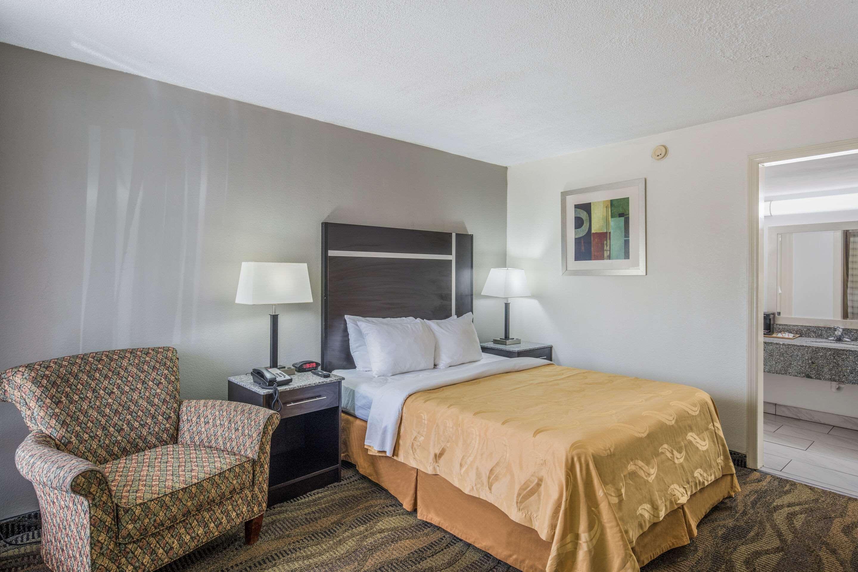 Quality Inn & Suites Conference Center Томасвілл Екстер'єр фото